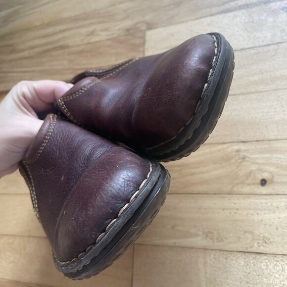 Born Shoes Womens 8.5 M Slip On Clogs Burgundy Brown Leather Comfort‎ Low Top - Picture 8 of 13